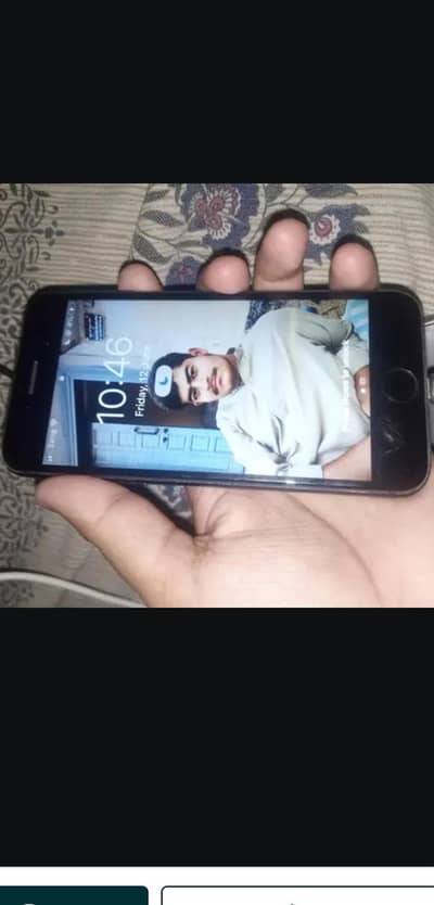 Apple iPhone 7 black colour