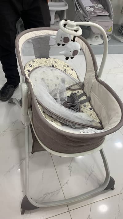 Mastela 6-in-1 Rocker & Bassinet