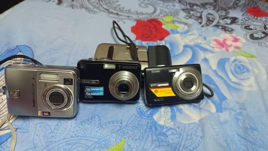 Samsung and Kodak 4000 each
