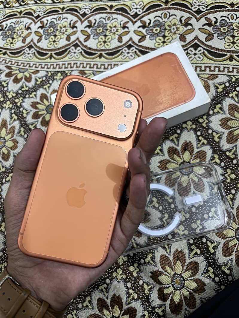 iPhone 17 pro 1