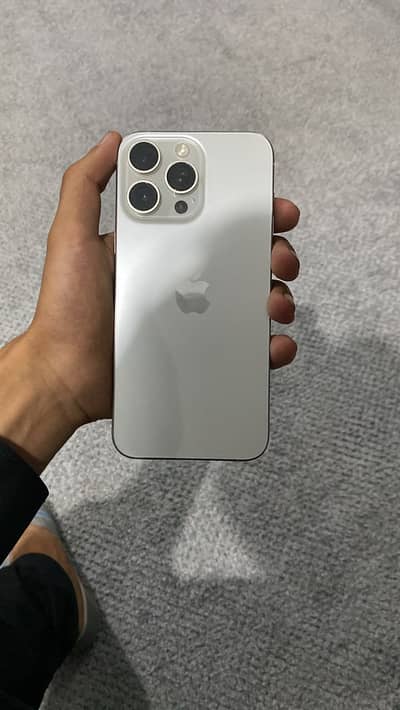 Apple iPhone 15 Pro Max