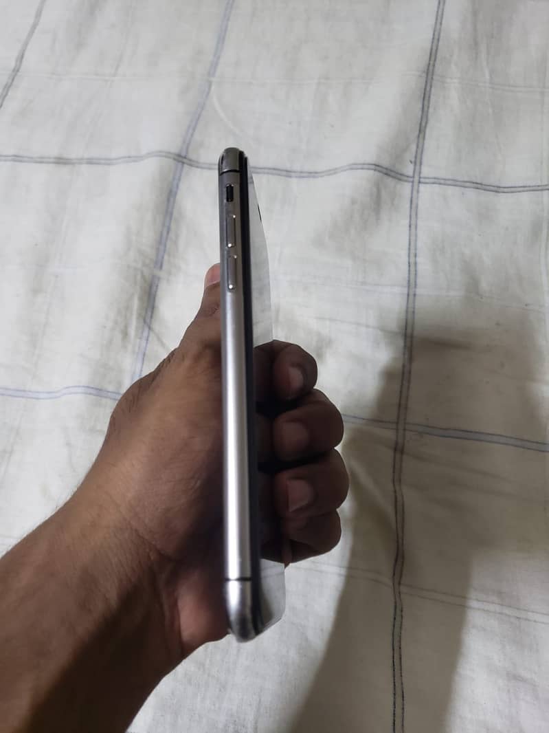 Apple iPhone X 1