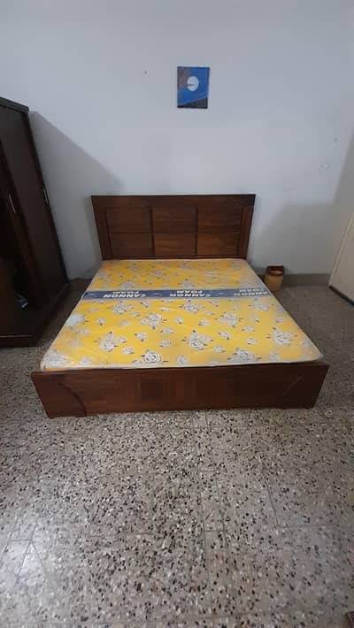 Bed with Mattress Medicated Queen Size Queen Size