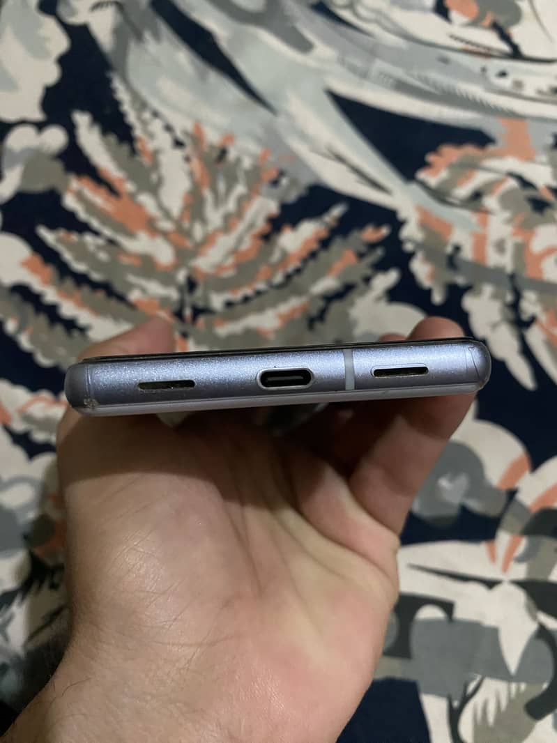 Google Pixel 7a 4