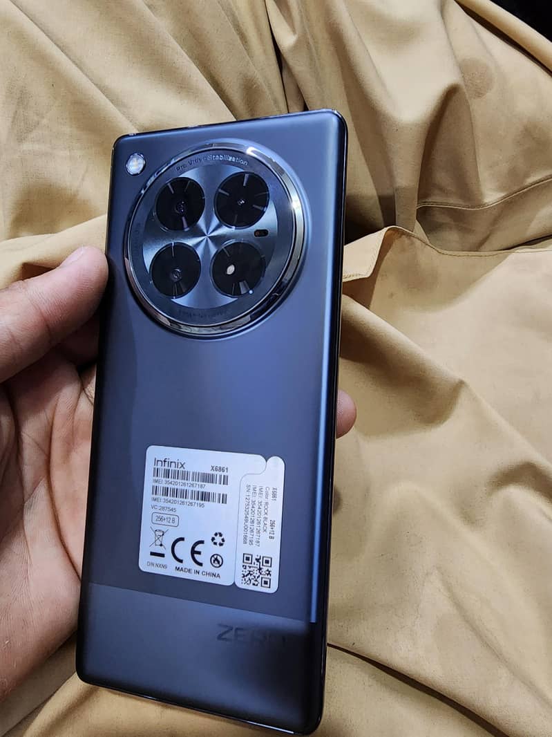 Infinix Zero 40 1