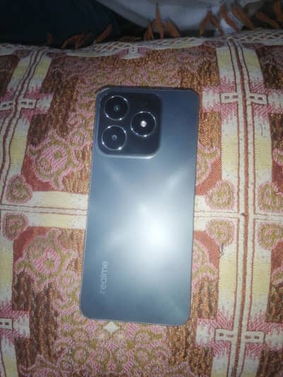 Realme C63