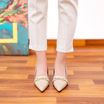 female branded shoes