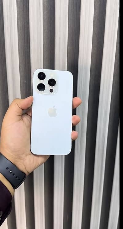 iPhone 15 Pro MDM 128GB White