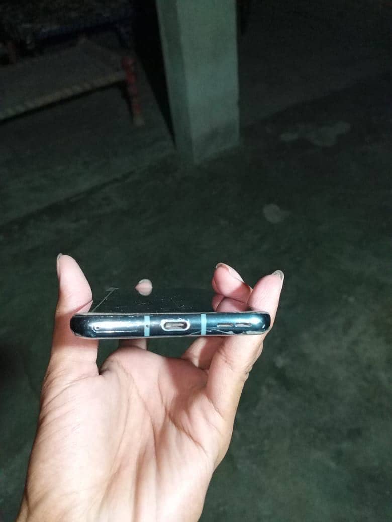 One Plus 9 Pro 5