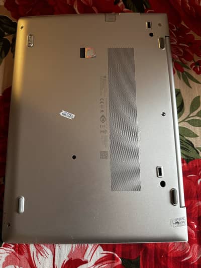 Hp elite book core i5 gen 8 best condition only used 6 months