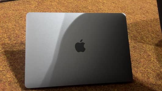Macbook pro 2020 new fresh condition 512 urgent sell