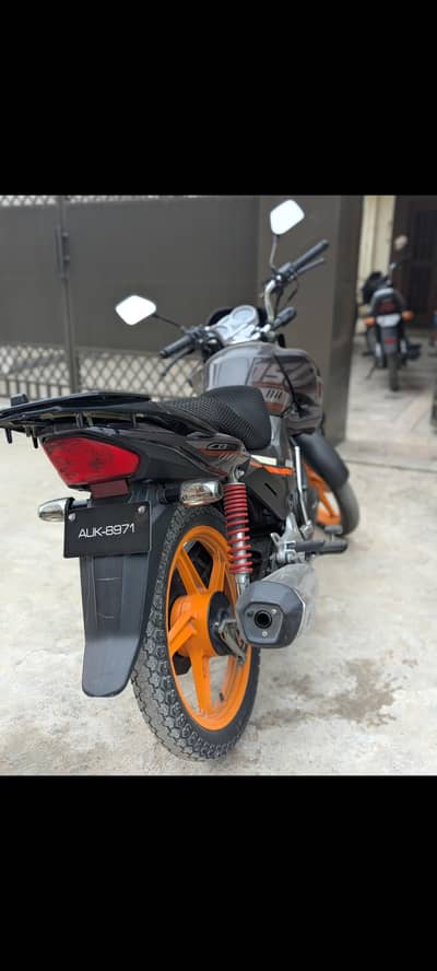 Honda CB 150F