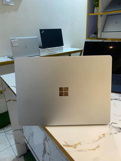 Microsoft Surface Laptop Go | Core i5 10th Gen | 8GB256 ssd Touch