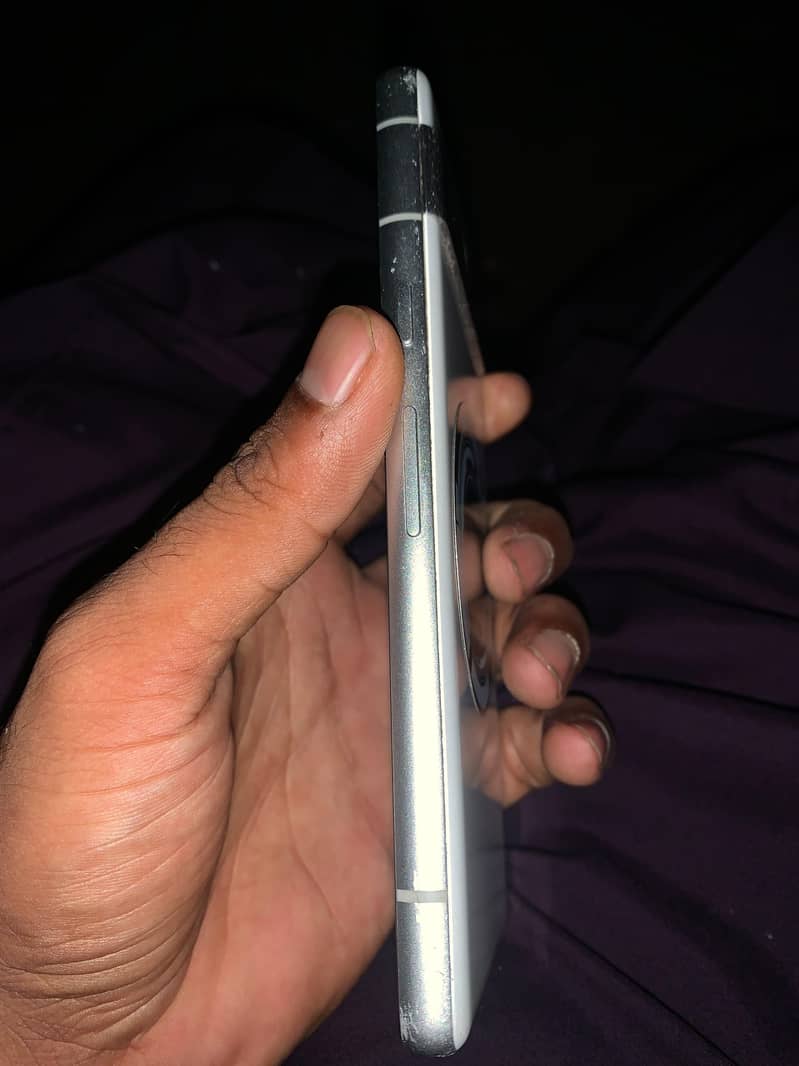 Google Pixel 7a 1