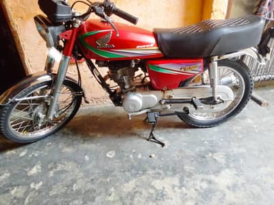 Honda 125 2013 model urgent for sale
