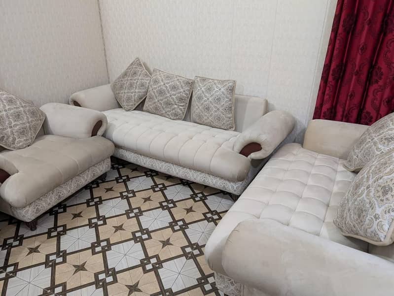 Sofa Set 8