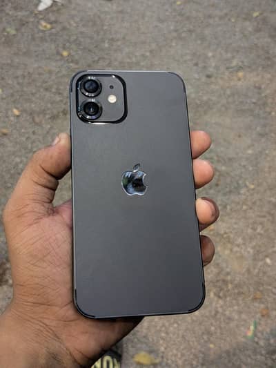 Apple iPhone 12