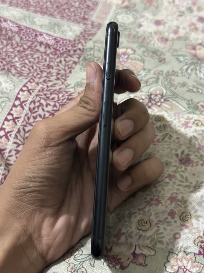 Apple iPhone SE 2