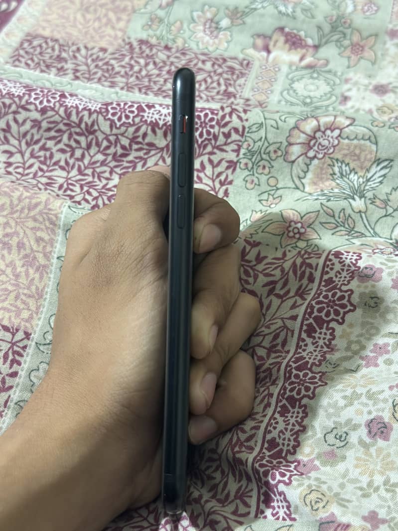 Apple iPhone SE 4