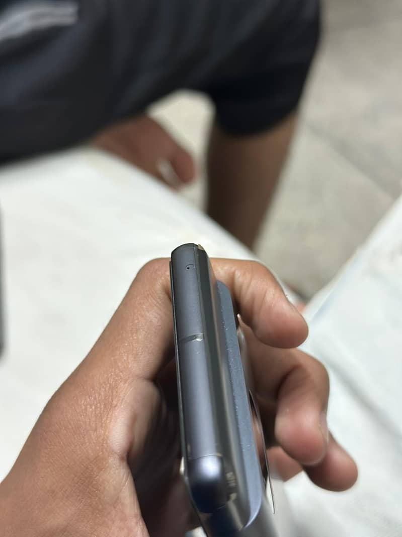 Google Pixel 7 5
