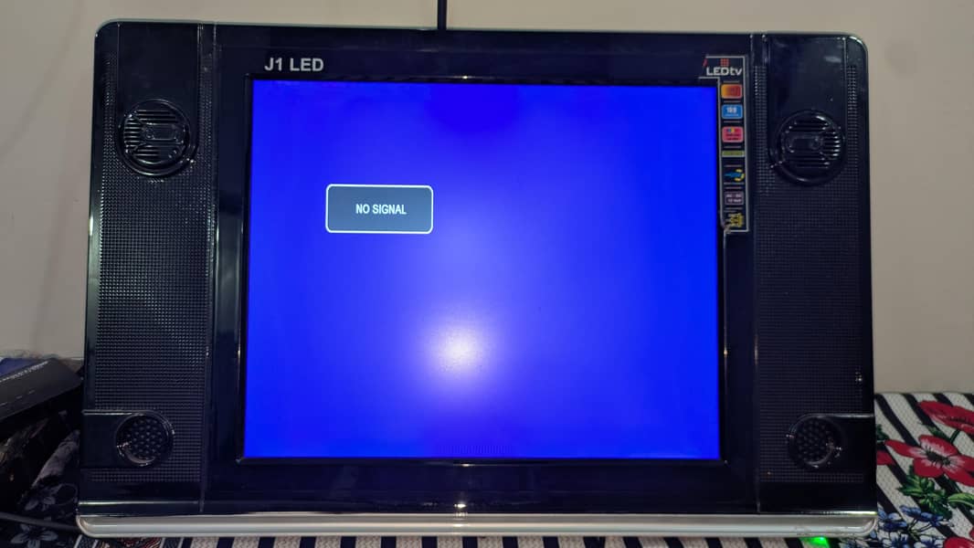Lcd tv 1