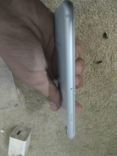 Apple iPhone 8