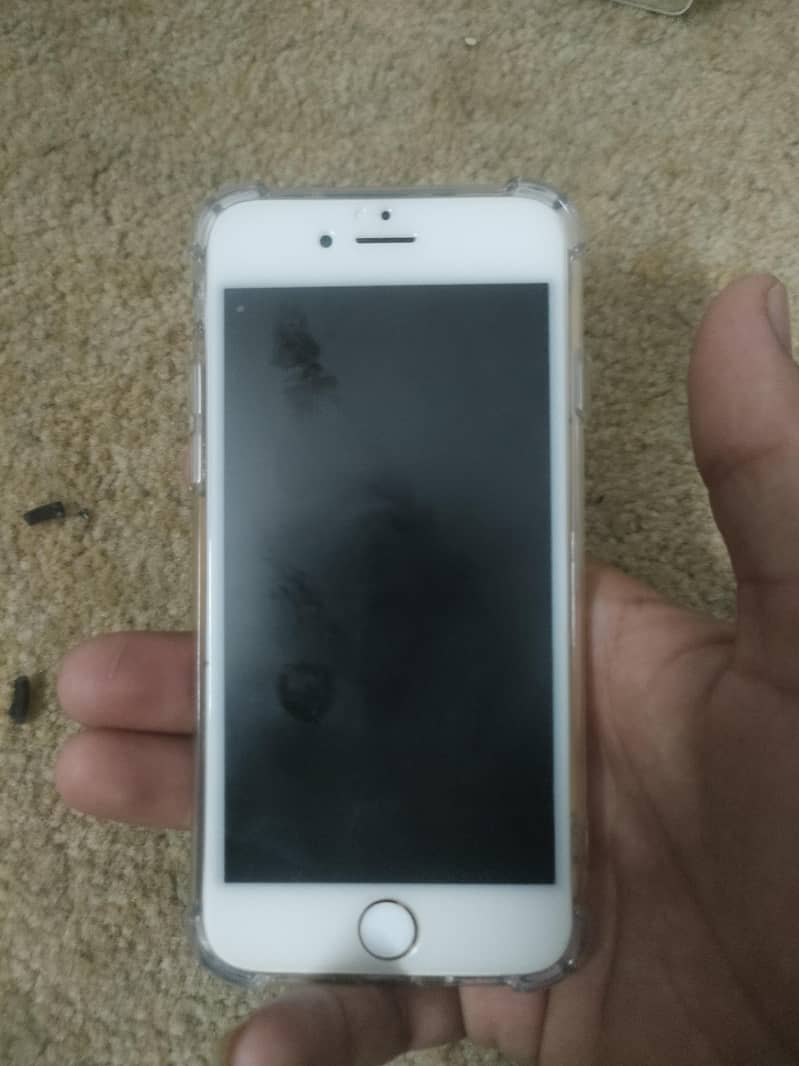 Apple iPhone 8 3
