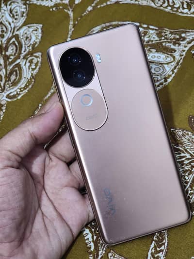 Vivo V40e 8+8/256