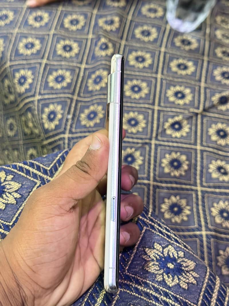 Google Pixel 7 Pro 2