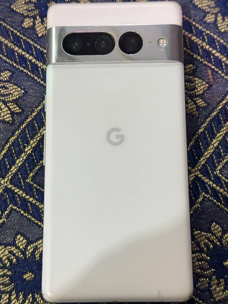 Google Pixel 7 Pro 4