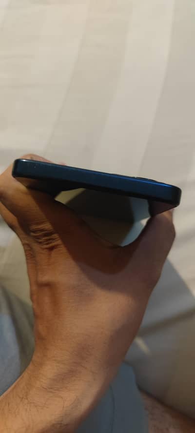 Itel City 100-6+6 128GB memory lush condition with box not singl fault
