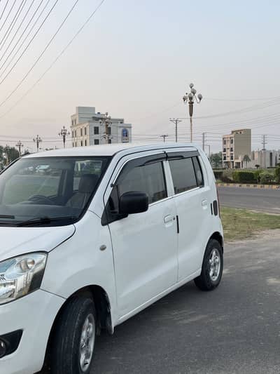 Suzuki Wagon R 2015