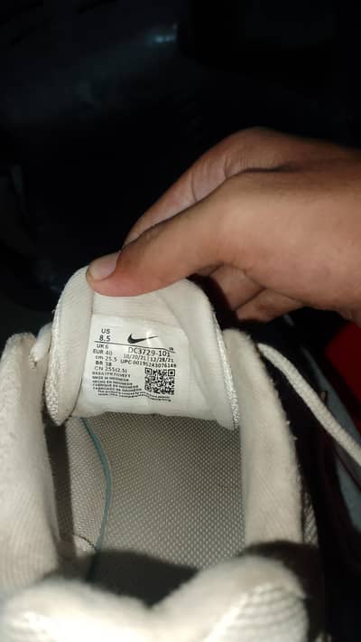 Nike shoes  Condition good size 40