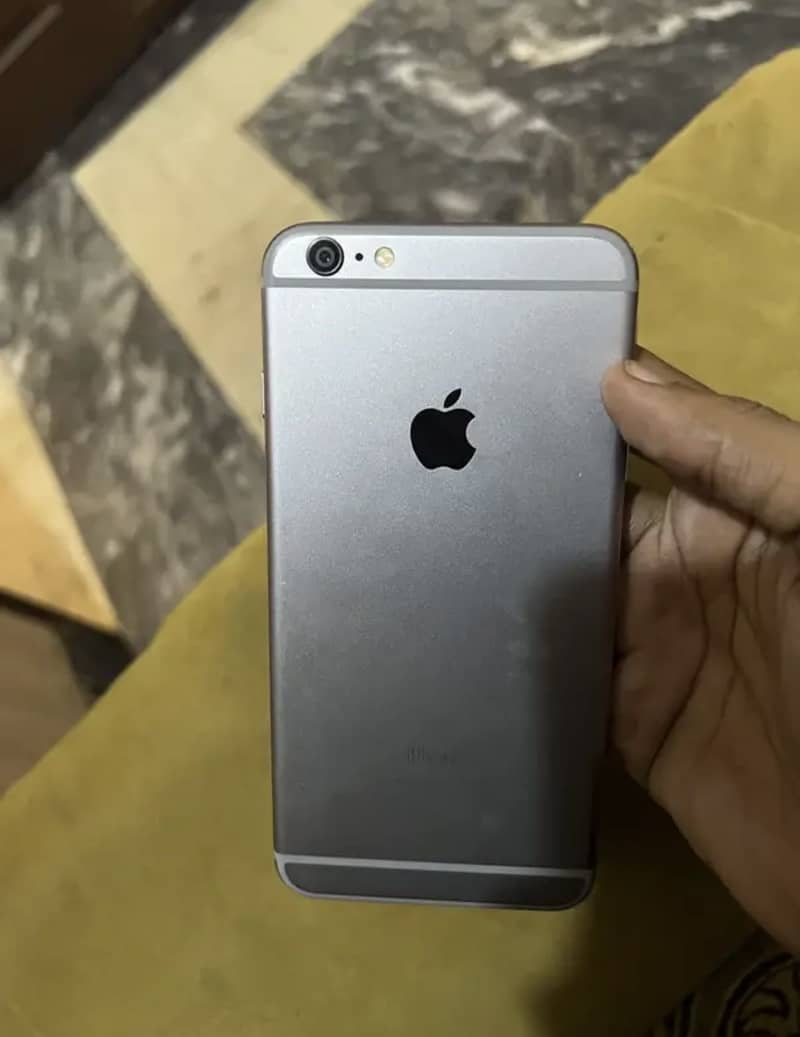 Apple iPhone 6 Plus 4