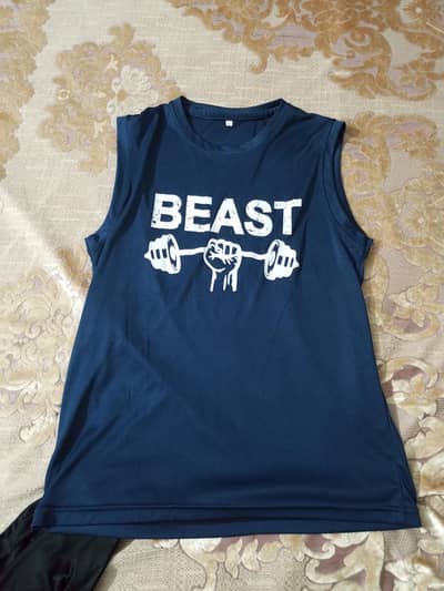 gym shirt//Best workout shirts