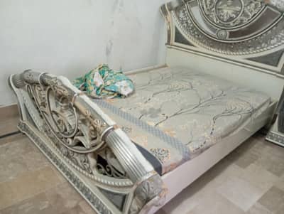 single bed