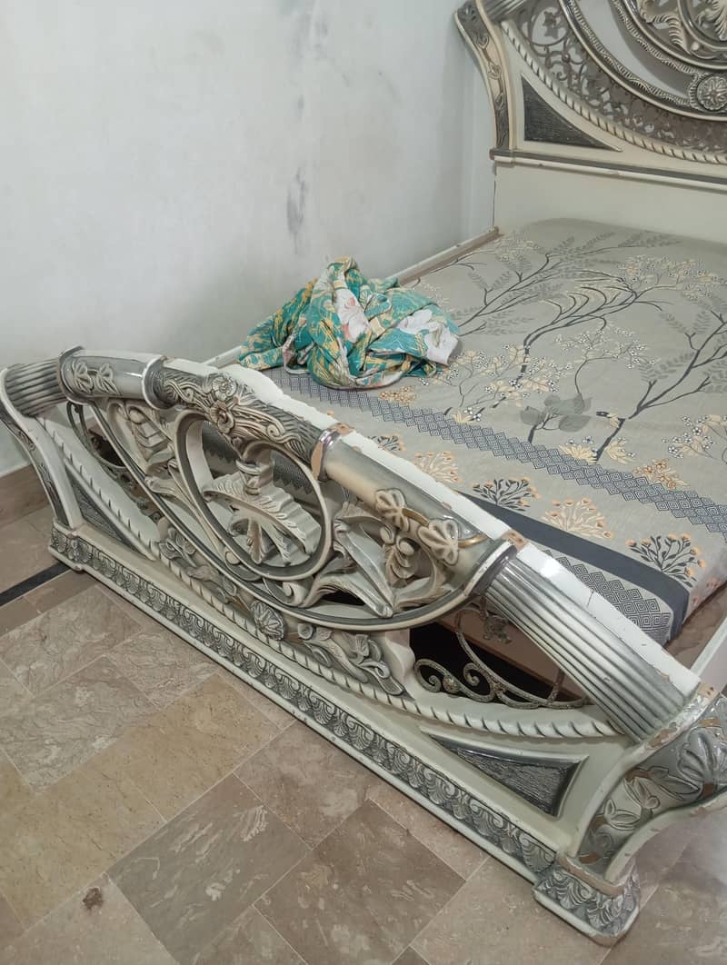 single bed 3