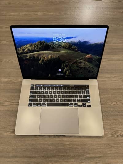 Macbook pro 2019 i9 16inch