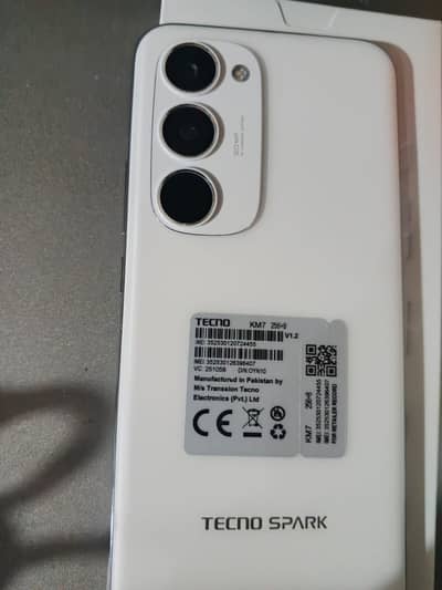 Tecno spark 40 pro plus