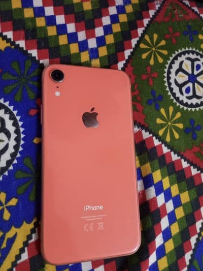 Apple iPhone XR