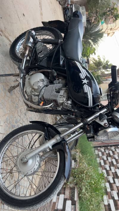 Suzuki Gs 150