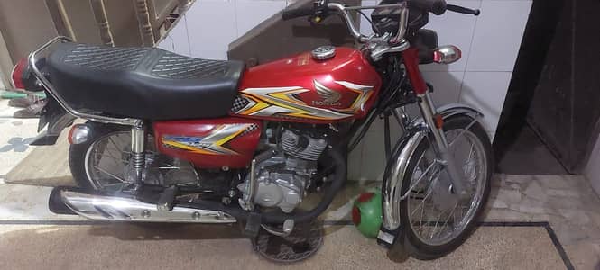 Honda CG 125 2025