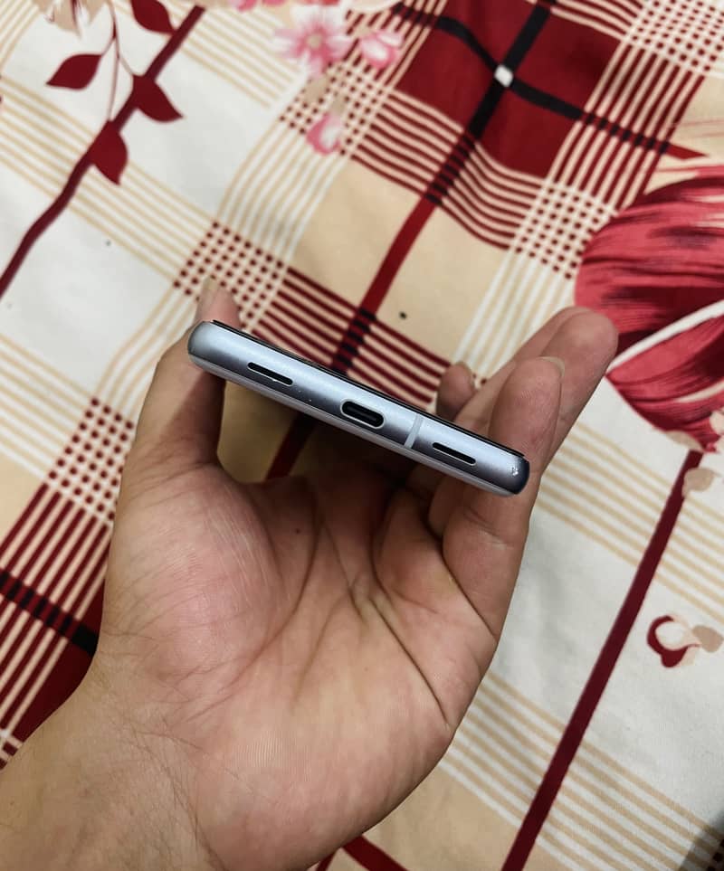 Google Pixel 7a 9