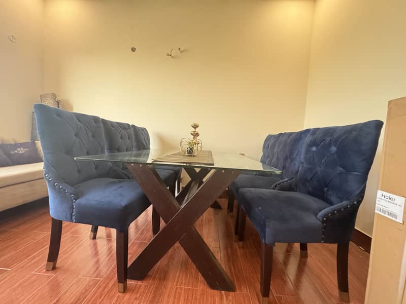 Dinning Table Set 0