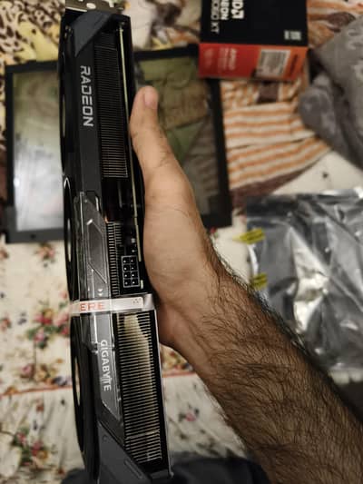 Gigabyte RX 9060xt 16G New