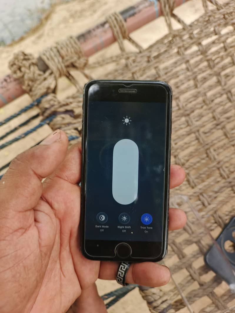 Apple iPhone SE 4