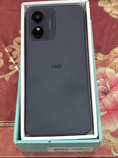 HMD Aura 2