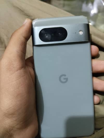 Google Pixel 8