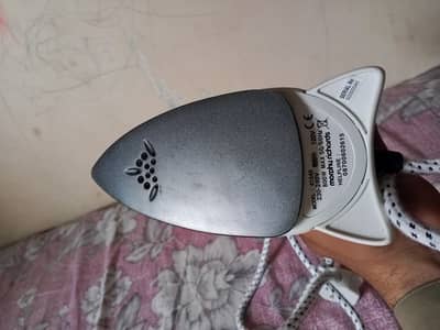 Morphy Richards Orbit Travel Steam Iron 800W – UK Import