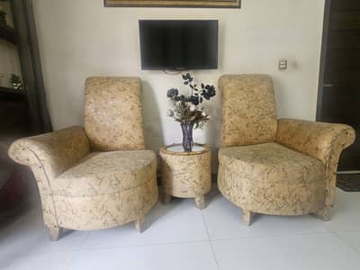 Stylish 2 Seater Chair Set with Table